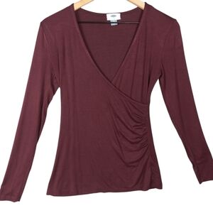 Elegant Burgundy Long Sleeve Top Size extra small. No visable signs wear.